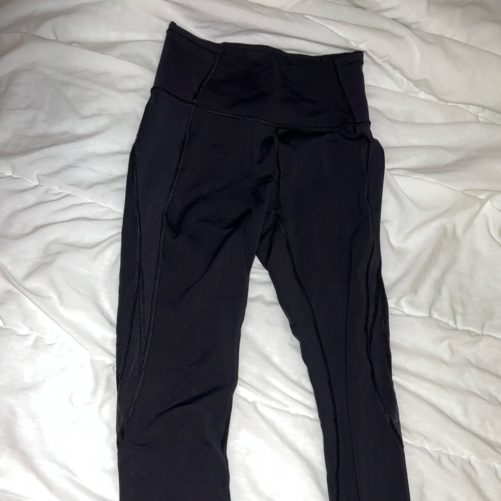 Lululemon yoga size 4 good condition